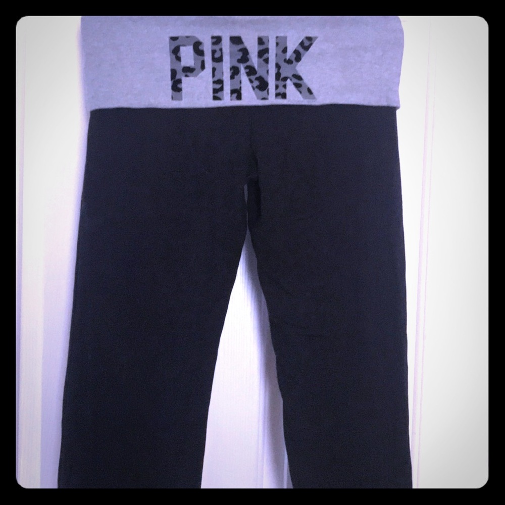 Pink boot cut leggings in tiger print 🐯 fierce!